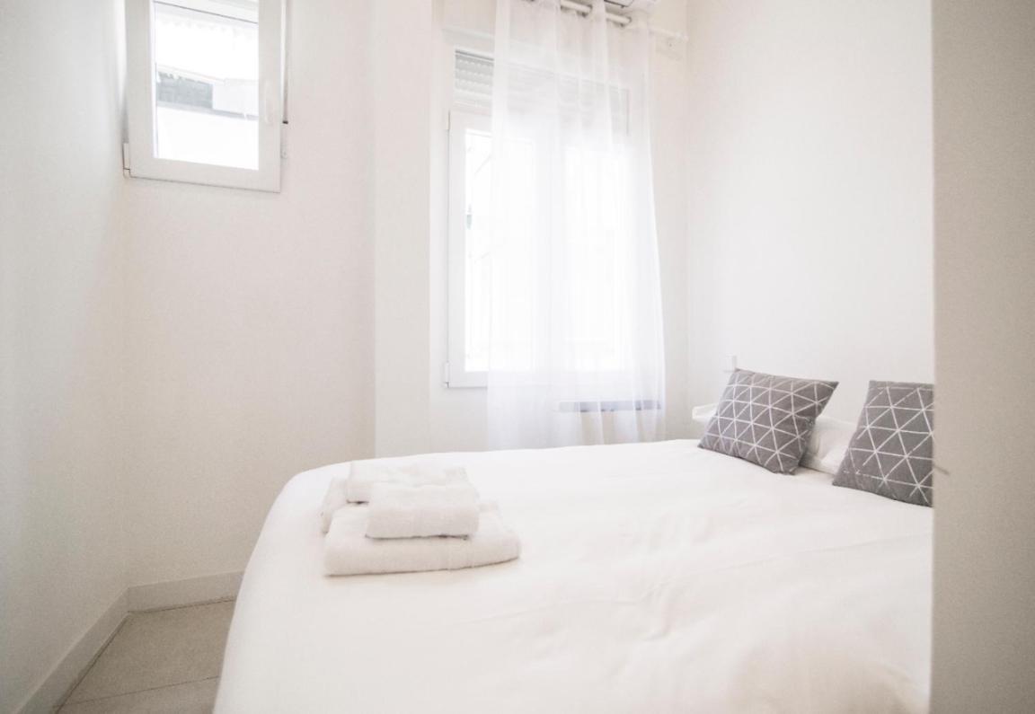 Minty Stay - Velarde Madrid Bagian luar foto